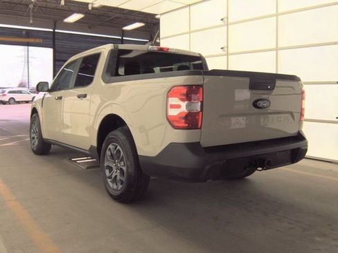 Used 2025 Ford Maverick XLT w/ Equipment Group 302A image 4