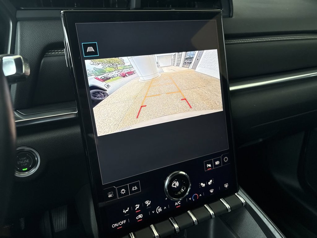 Certified 2025 GMC Terrain Elevation AWD/4WD image 15