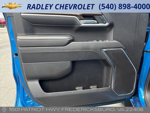 Used 2023 Chevrolet Silverado 1500 RST AWD/4WD image 11