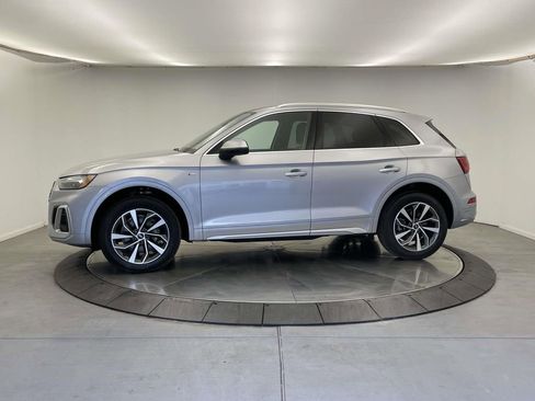 Certified 2022 Audi Q5 2.0T Premium Plus w/ Premium Plus Package image 2