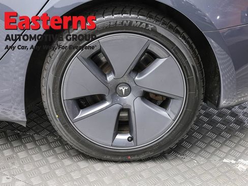 Used 2023 Tesla Model 3 Standard Range RWD image 8