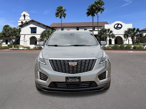 Used 2023 Cadillac XT5 Luxury w/ LPO, Floor Liner Package FWD image 6