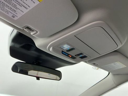 New 2026 Ford Explorer Active image 21