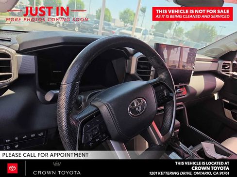 Used 2024 Toyota Tundra Limited AWD/4WD image 7