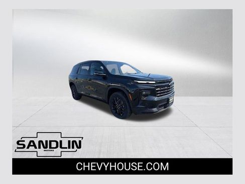 New 2026 Chevrolet Traverse LT w/ Midnight/Sport Edition FWD image 1