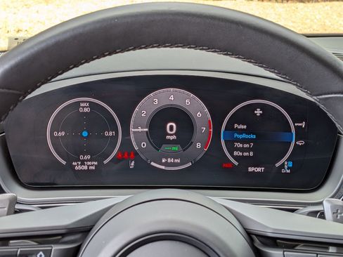 Certified 2025 Porsche Cayenne Coupe AWD/4WD image 20
