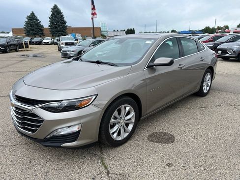 Used 2024 Chevrolet Malibu LT FWD image 5