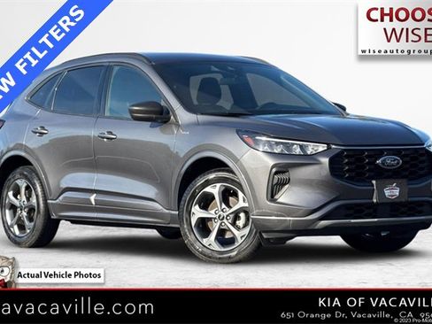 Used 2023 Ford Escape ST-Line image 1
