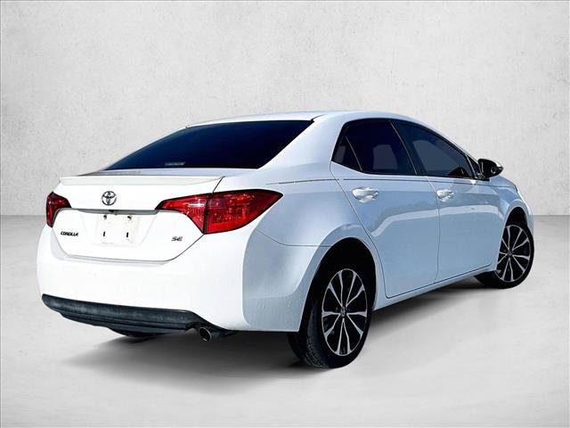 Used 2017 Toyota Corolla SE FWD image 2