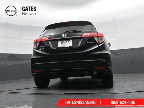 Used 2019 Honda HR-V Sport image 35