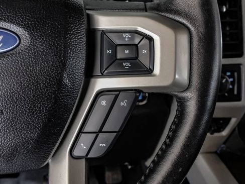 Used 2020 Ford F250 Lariat w/ Lariat Ultimate Package AWD/4WD image 18