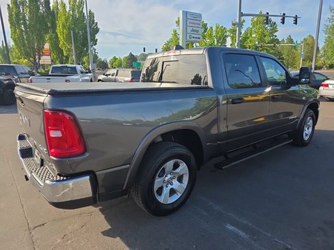 Used 2026 RAM 1500 Big Horn AWD/4WD image 5