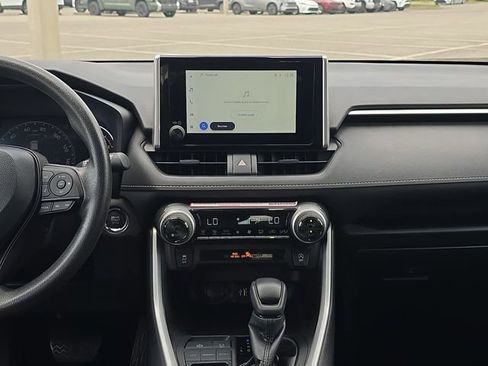 Certified 2024 Toyota RAV4 XLE w/ Convenience Package FWD image 18