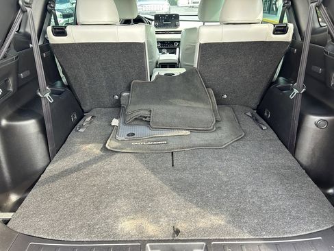 Used 2023 Mitsubishi Outlander SE AWD/4WD image 19