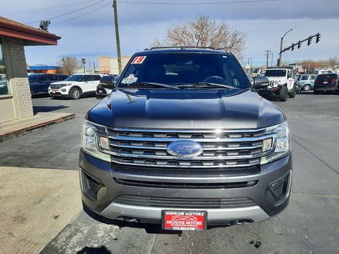 Used 2018 Ford Expedition XLT AWD/4WD image 5