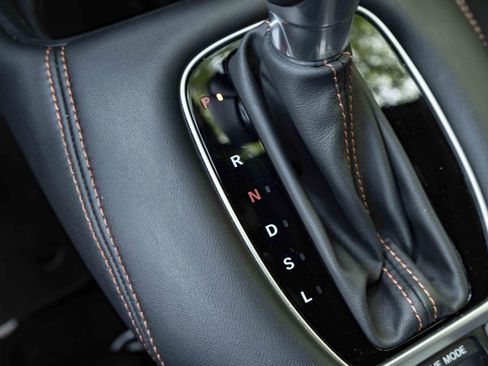 Used 2023 Honda HR-V Sport image 29