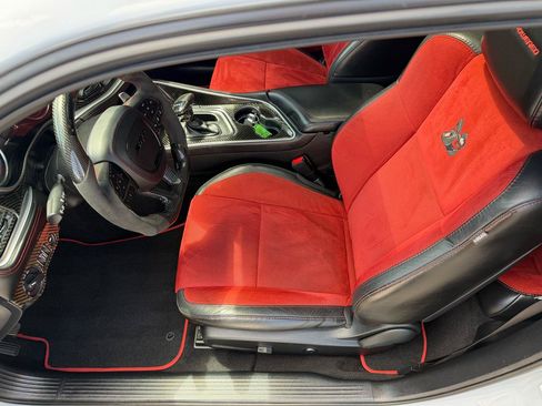 Used 2021 Dodge Challenger R/T Scat Pack RWD image 10