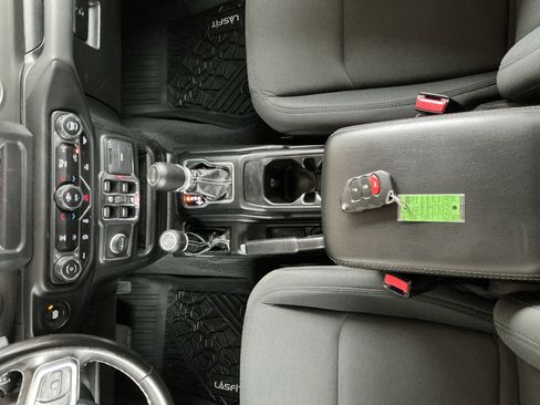 Used 2021 Jeep Wrangler Unlimited Sahara image 11