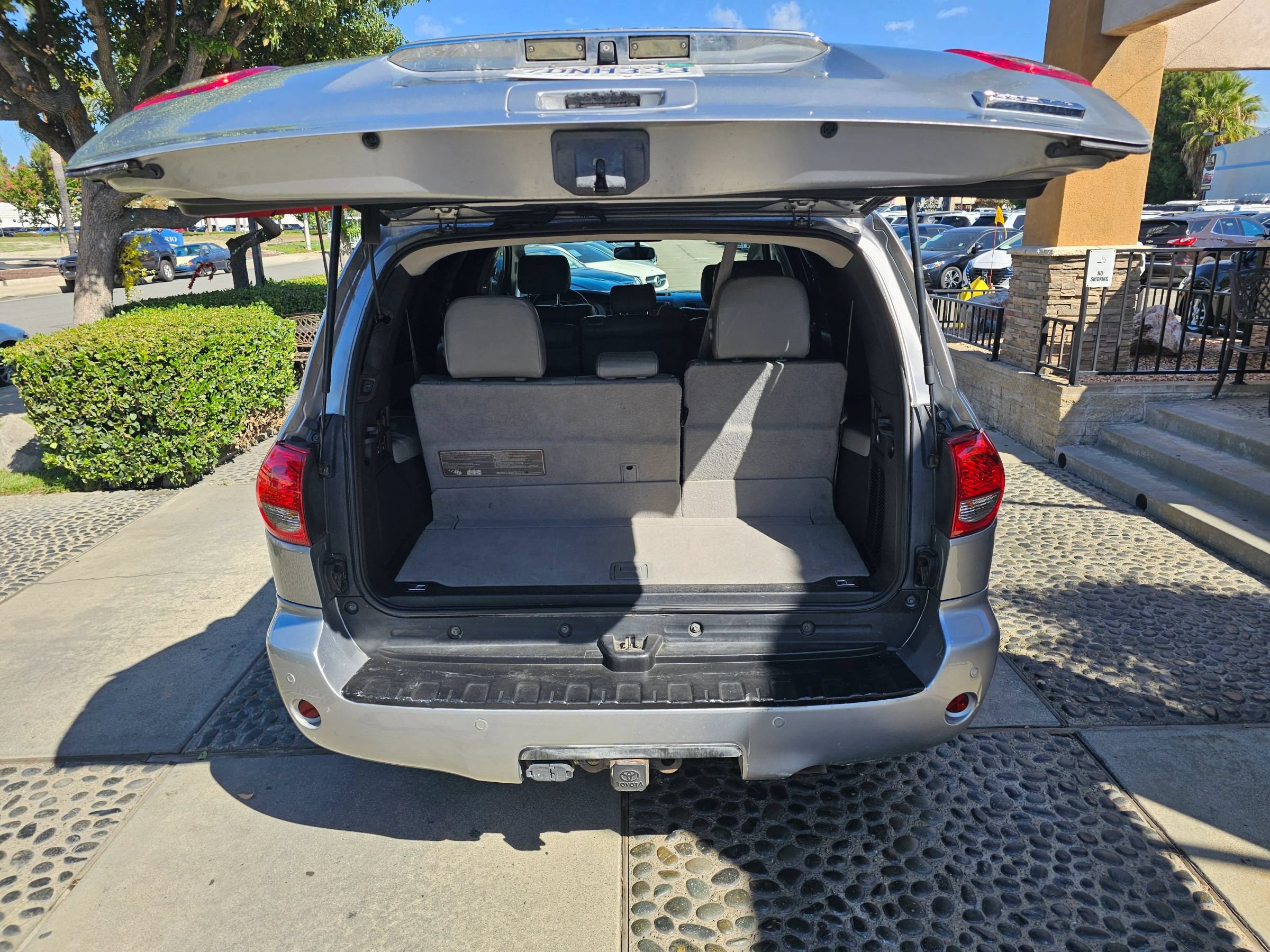 Used 2013 Toyota Sequoia Limited AWD/4WD image 29
