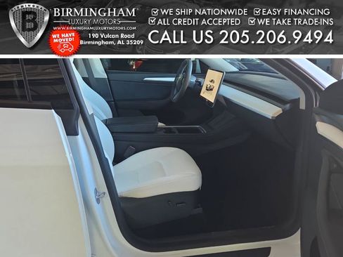 Used 2023 Tesla Model Y Long Range AWD/4WD image 2