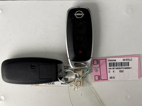 Used 2023 Nissan Rogue SV w/ SV Premium B Package AWD/4WD image 20
