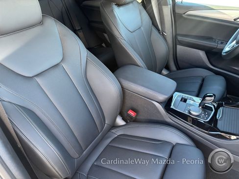 Used 2025 BMW X4 xDrive30i image 13