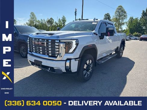 Used 2024 GMC Sierra 2500 Denali w/ Denali Reserve Package AWD/4WD image 1