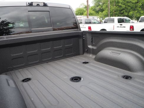 New 2025 RAM 2500 Laramie image 9