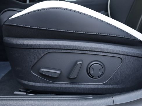 New 2026 Kia K5 GT-Line w/ GT-Line Premium Package FWD image 29
