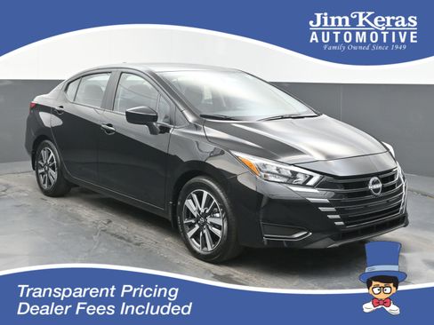 Certified 2025 Nissan Versa SV w/ Trunk Package FWD image 1