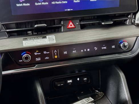 Used 2023 Kia Sportage X-Line w/ X-Line Premium Package image 19