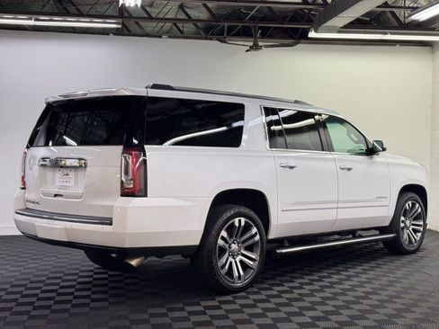 Used 2018 GMC Yukon XL Denali image 2