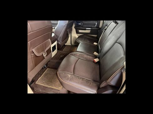 Used 2018 RAM 1500 Laramie Longhorn AWD/4WD image 17