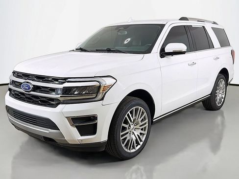 Used 2024 Ford Expedition Limited RWD image 15