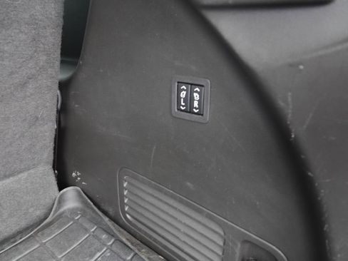 Used 2019 Buick Enclave Avenir image 8