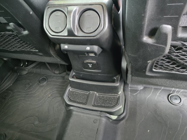 Used 2021 Jeep Wrangler Unlimited Rubicon AWD/4WD image 14