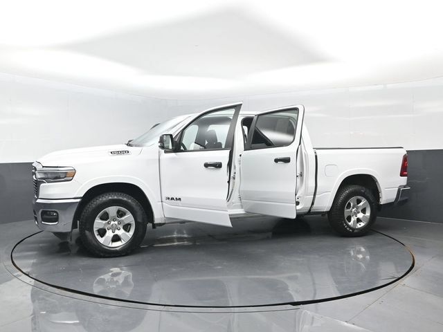 Used 2025 RAM 1500 Big Horn AWD/4WD image 33