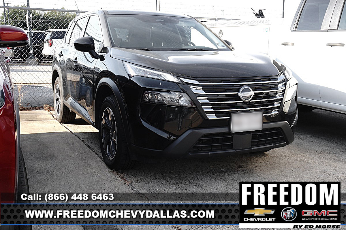 Used 2025 Nissan Rogue SV FWD image 1