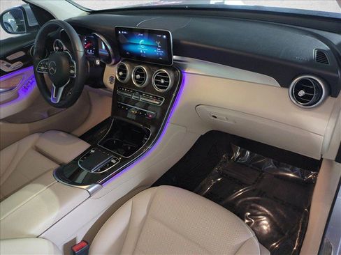 Used 2020 Mercedes-Benz GLC 300 image 21