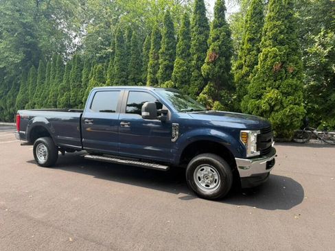 Used 2019 Ford F250 XL w/ Power Equipment Group AWD/4WD image 14
