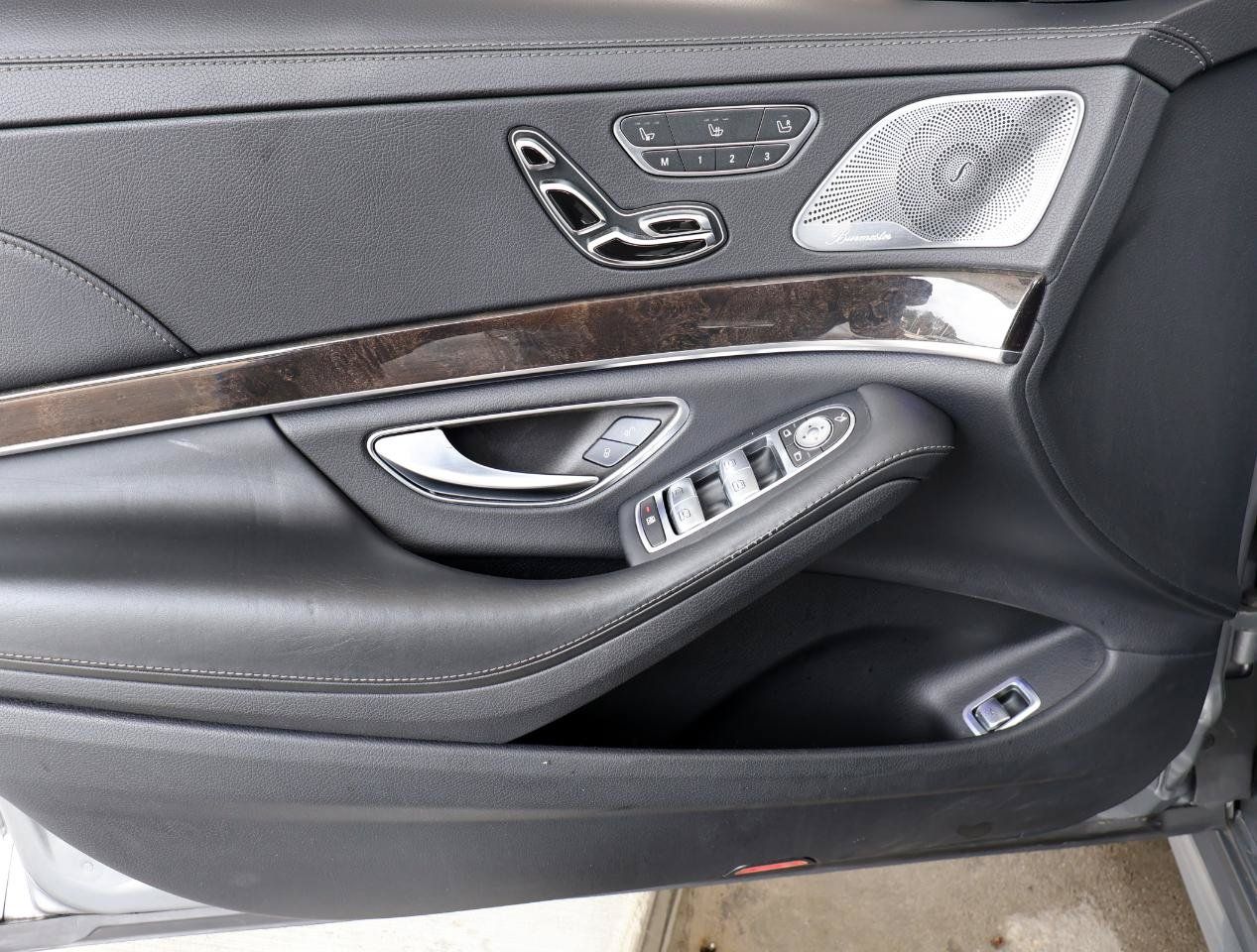 Used 2015 Mercedes-Benz S 550 Sedan image 37