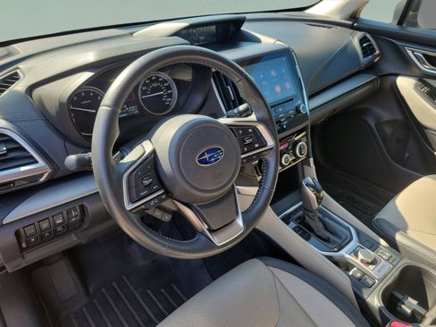 Used 2021 Subaru Forester Limited image 12