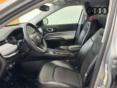 Used 2022 Jeep Compass Latitude image 19