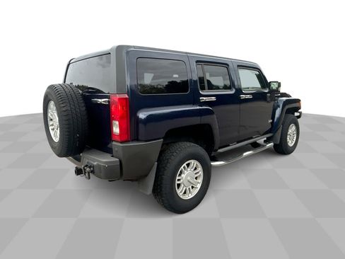 Used 2008 HUMMER H3 image 9