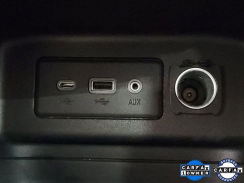 Used 2024 Chevrolet Equinox LT FWD image 22