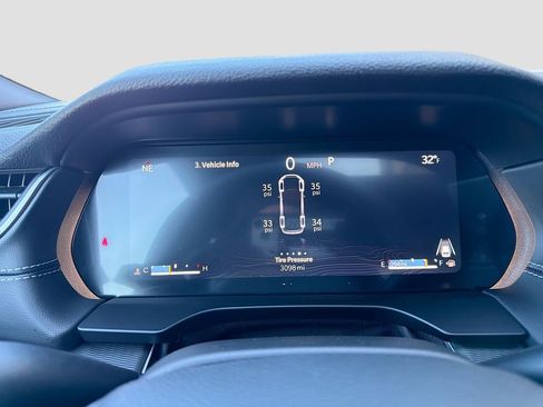 New 2025 Jeep Grand Cherokee L Altitude AWD/4WD image 40
