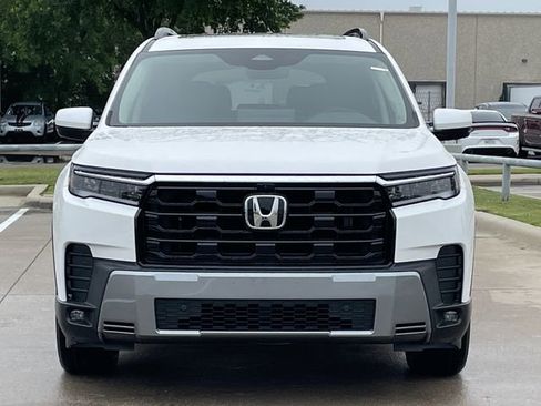 New 2026 Honda Pilot image 8
