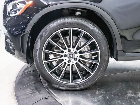 Used 2022 Mercedes-Benz GLC 300 image 9