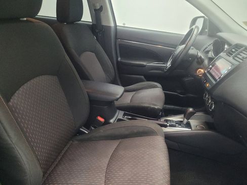 Used 2019 Mitsubishi Outlander Sport LE FWD image 21