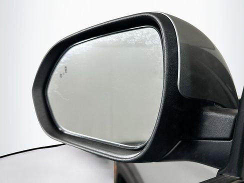 Used 2025 Kia Seltos S image 16